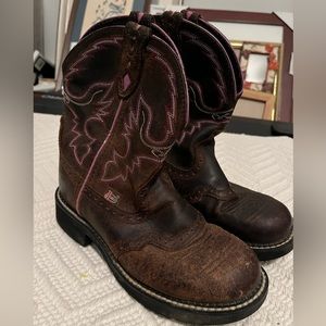 Women's JUSTIN Gypsy L9903 cowboy / western boots  size 8B Brown Leather